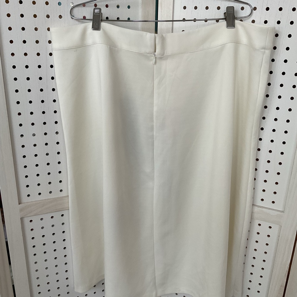 Eloquii Cream A-Line Skirt with Colorful Abstract Design - Picture 2 of 4